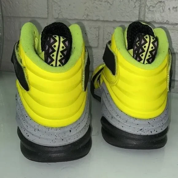Nike ‘LUNAR RAID’ Volt Men Sneakers Size 10